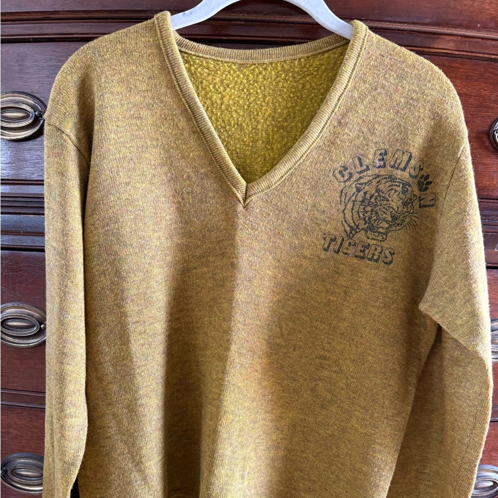 Woman’s Gold Sweater